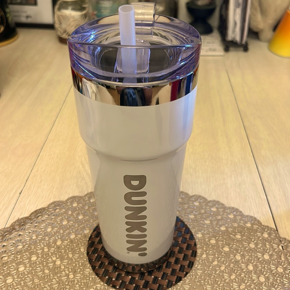 Dunkin’ Donuts 24oz Travel Tumbler